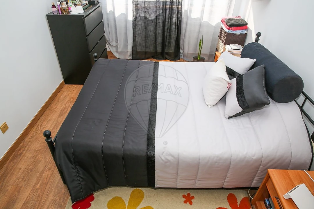 Apartamento T3 para Venda em Arruda dos Vinhos Foto 32