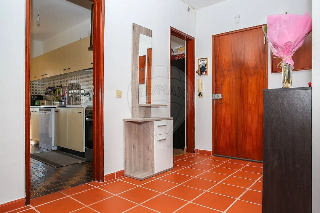 Apartamento T3 para Venda em Arruda dos Vinhos Foto 35