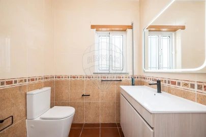 Moradia T4 para Venda em Mangualde, Mesquitela e Cunha Alta