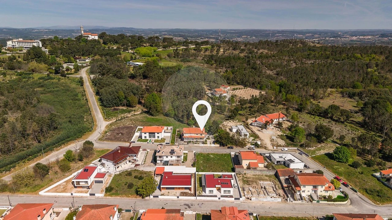 Moradia T4 para Venda em Mangualde, Mesquitela e Cunha Alta Foto 31