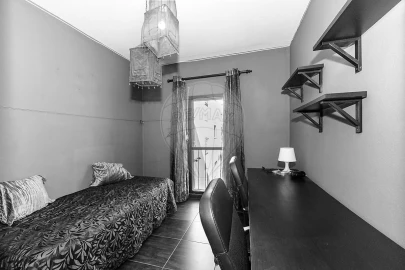 Apartamento T2 para Arrendamento em Olivais