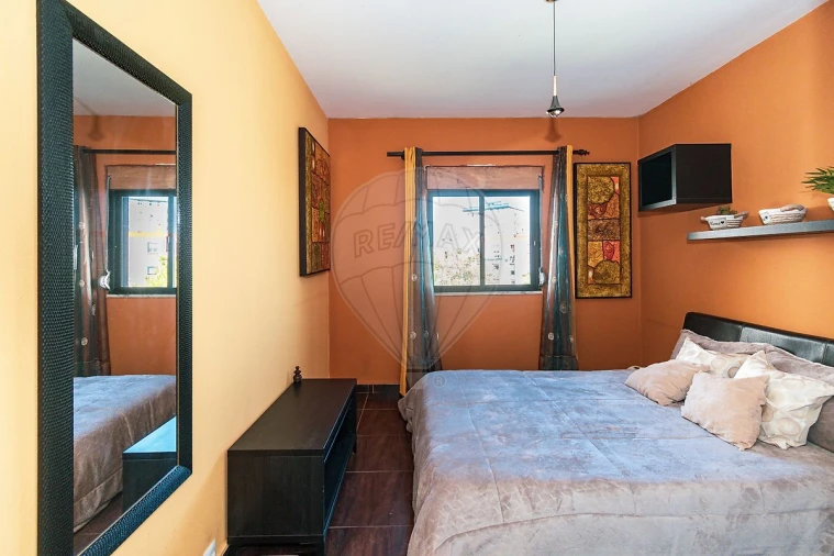 Apartamento T2 para Arrendamento em Olivais Foto 12