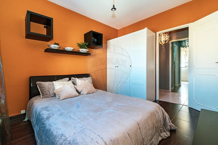 Apartamento T2 para Arrendamento em Olivais Foto 16