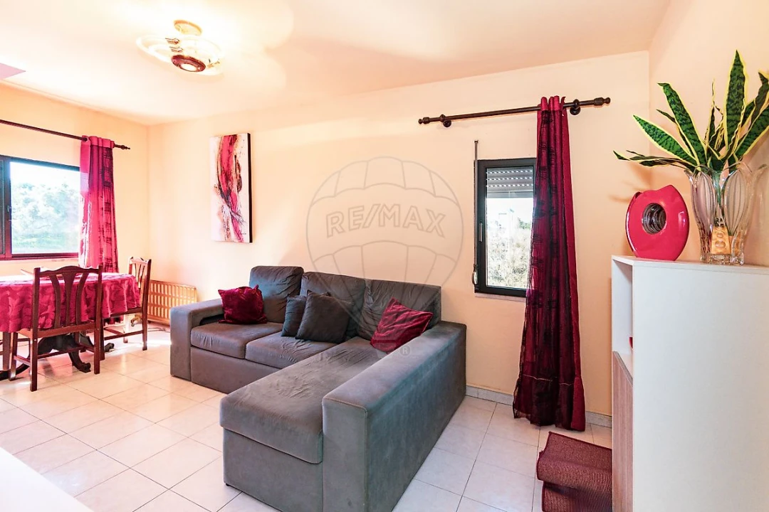 Apartamento T2 para Arrendamento em Olivais Foto 10