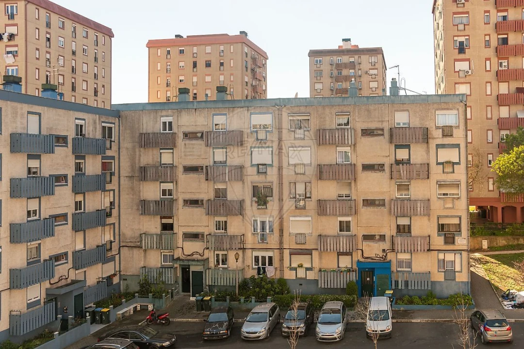 Apartamento T2 para Arrendamento em Olivais Foto 17