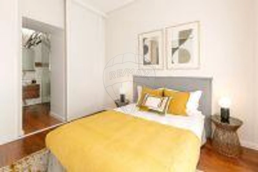 Moradia T3 para Venda em Carcavelos e Parede Foto 2