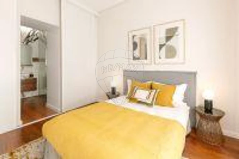 Moradia T3 para Venda em Carcavelos e Parede Foto 2