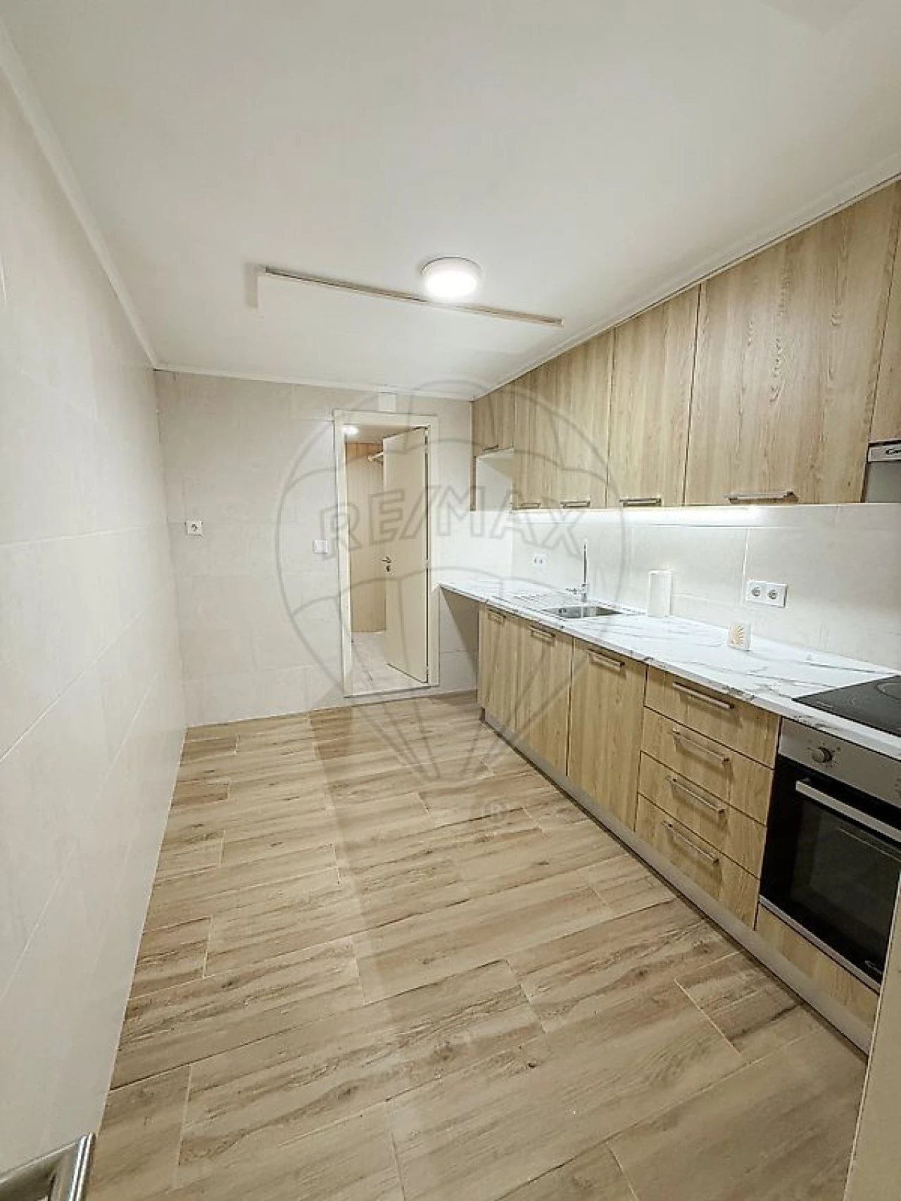 Moradia T2 para Venda em Abrigada e Cabanas de Torres Foto 4