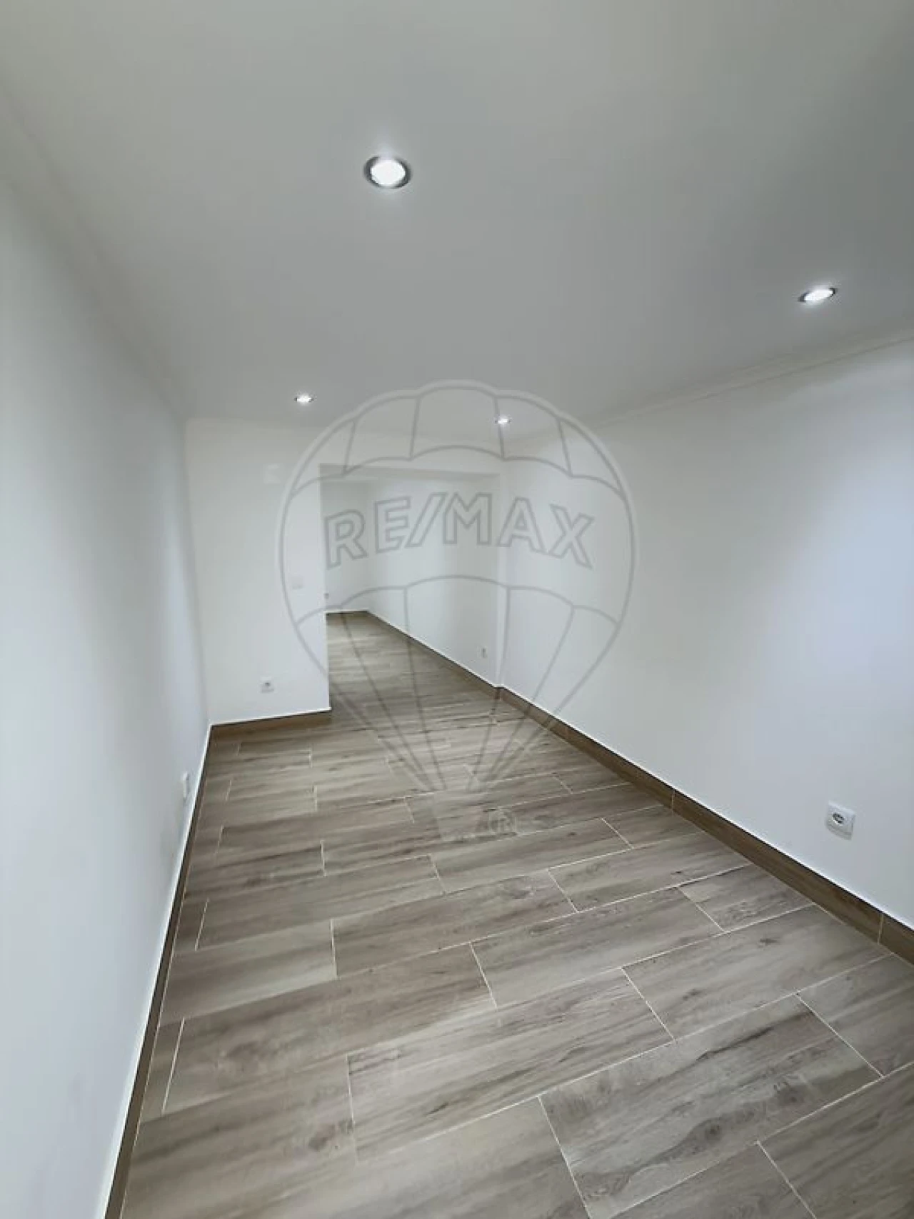 Moradia T2 para Venda em Abrigada e Cabanas de Torres Foto 5