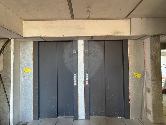 Apartamento T1 para Venda em Campanhã Foto 16