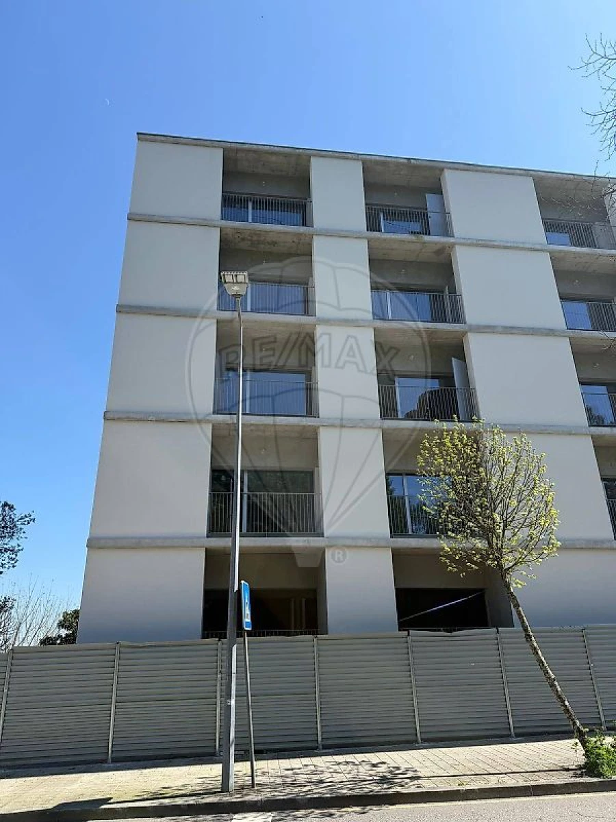 Apartamento T1 para Venda em Campanhã Foto 17