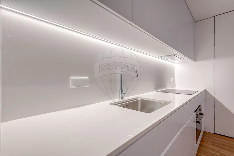 Apartamento T1 para Venda em Campanhã Foto 1