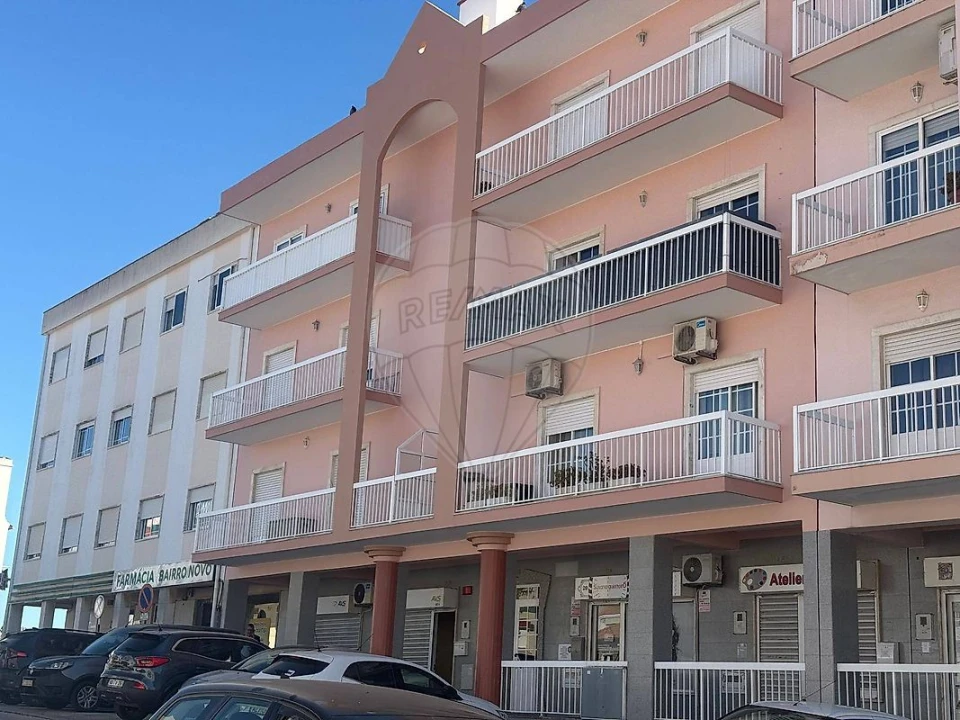 Apartamento T3 para Venda em Seixal, Arrentela e Aldeia de Paio Pires Foto 5