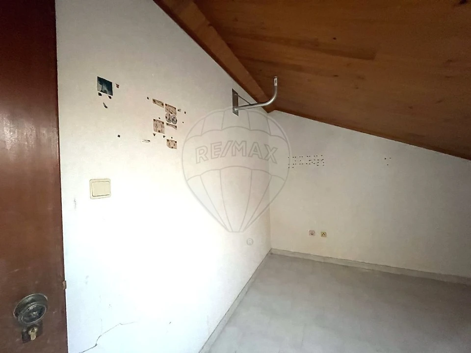 Apartamento T3 para Venda em Seixal, Arrentela e Aldeia de Paio Pires Foto 33