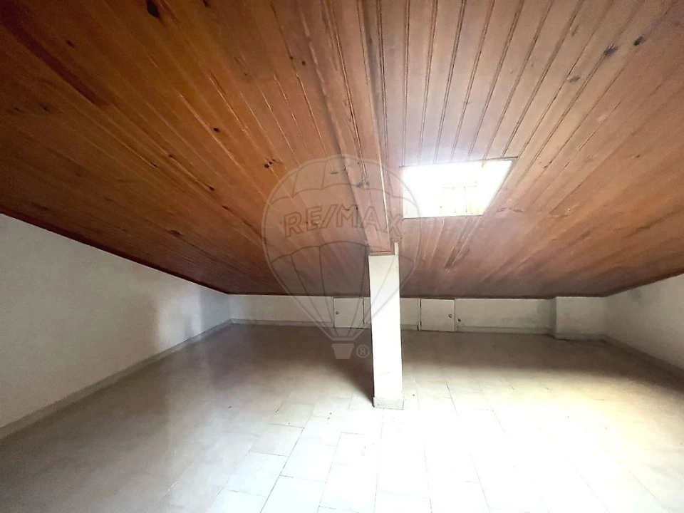 Apartamento T3 para Venda em Seixal, Arrentela e Aldeia de Paio Pires Foto 32