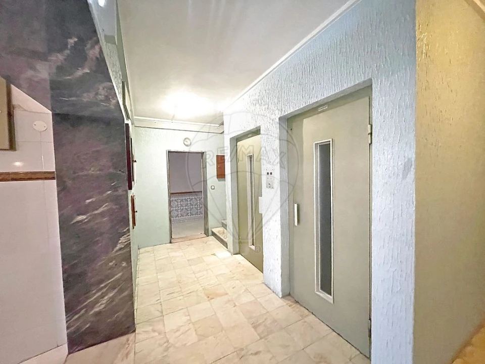 Apartamento T2 para Venda em Amora Foto 23