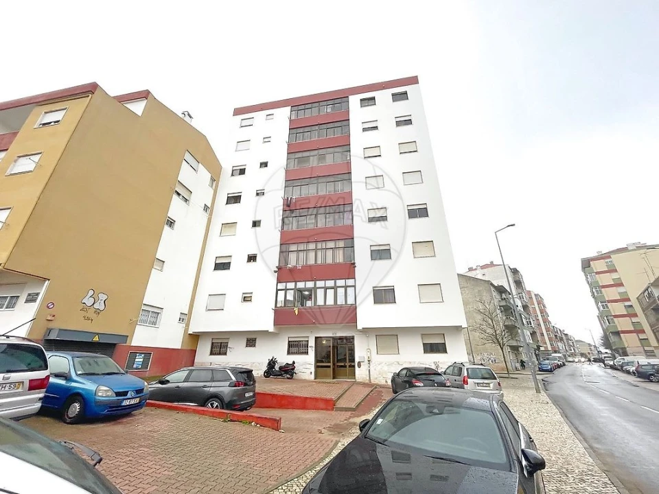 Apartamento T2 para Venda em Amora Foto 26