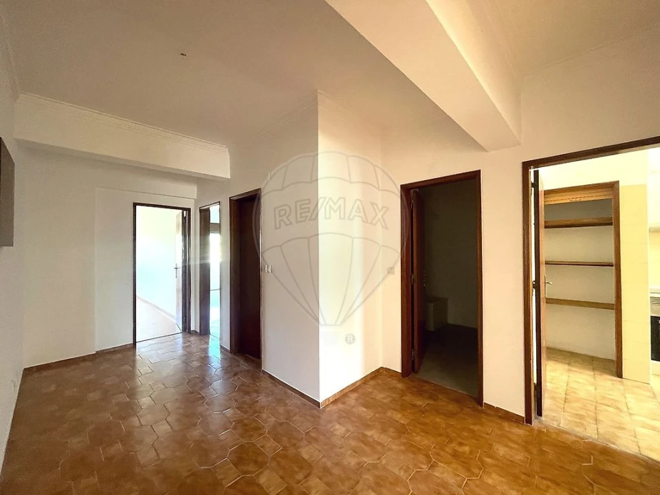Apartamento T3 para Venda em Amora Foto 4