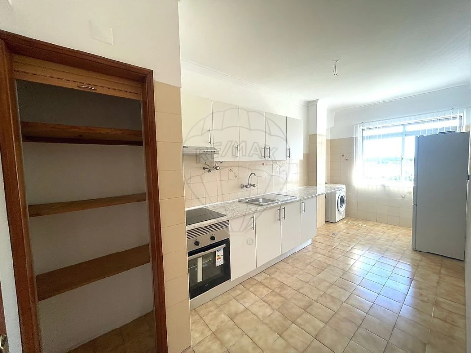 Apartamento T3 para Venda em Amora Foto 24