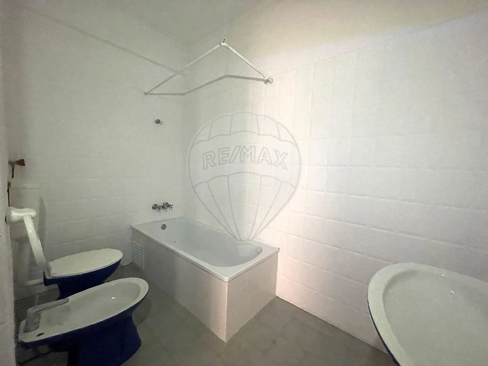 Apartamento T3 para Venda em Amora Foto 3