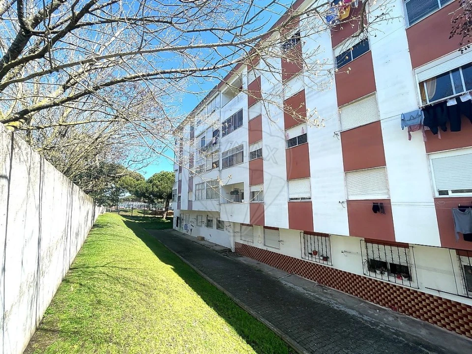 Apartamento T3 para Venda em Amora Foto 6