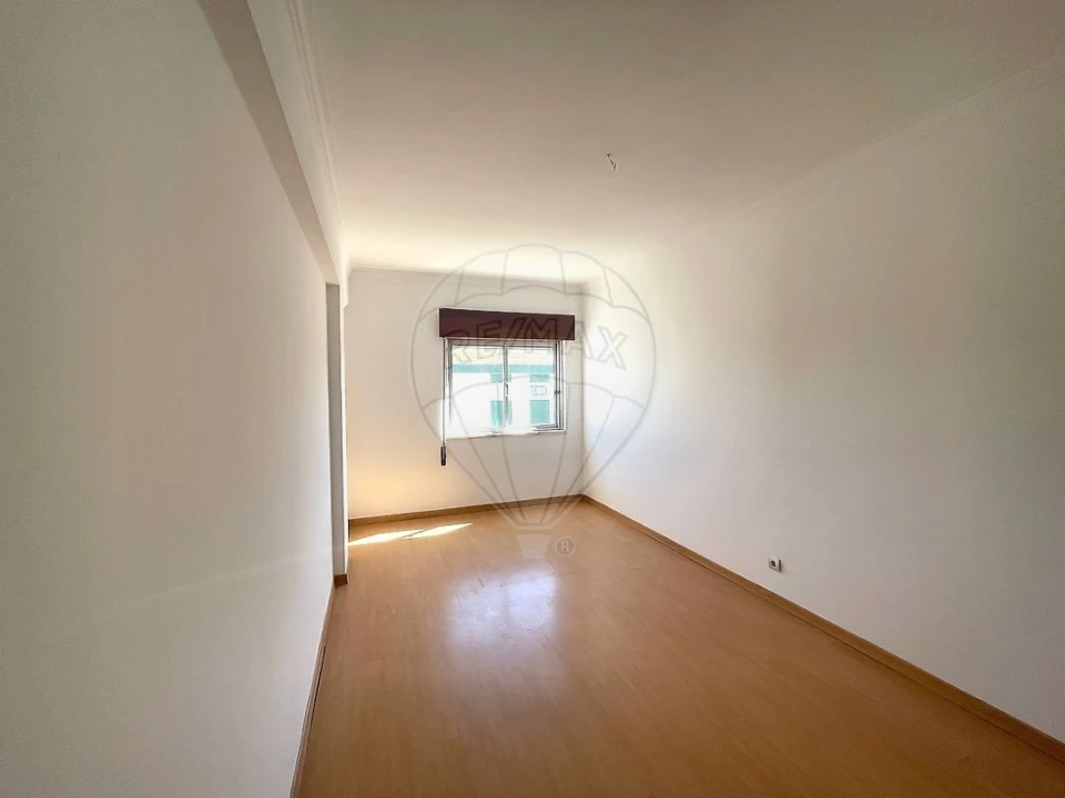 Apartamento T3 para Venda em Amora Foto 14