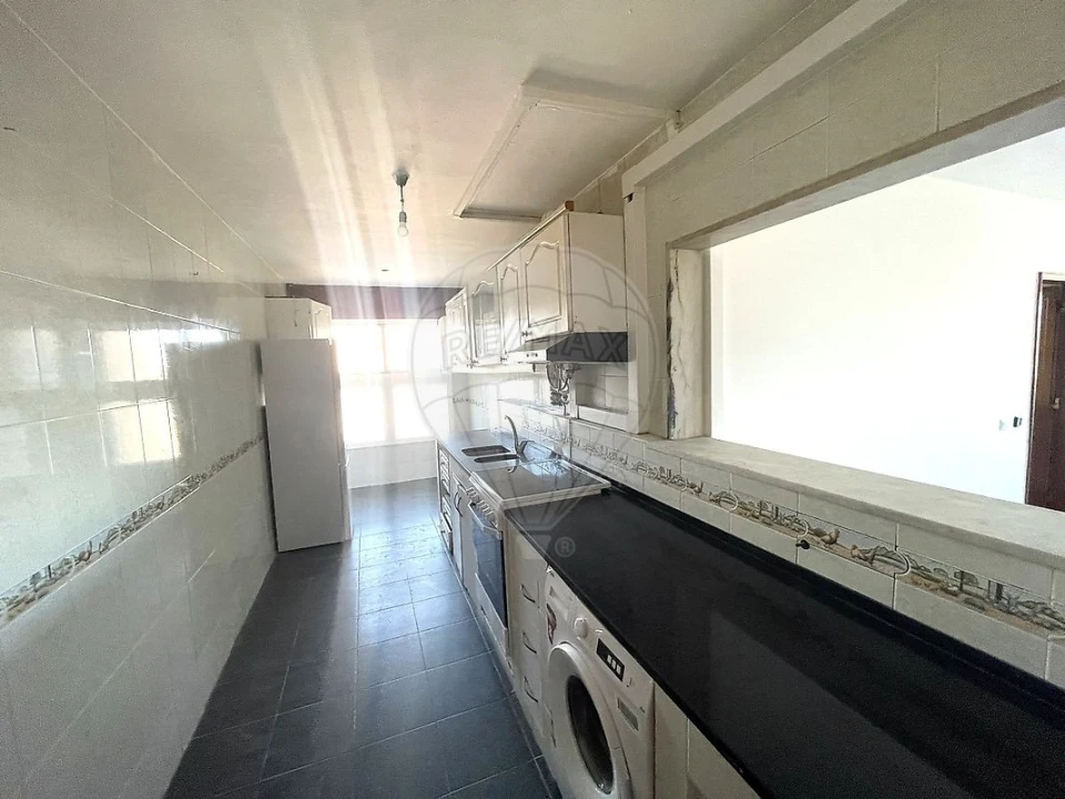 Apartamento T3 para Venda em Corroios Foto 9