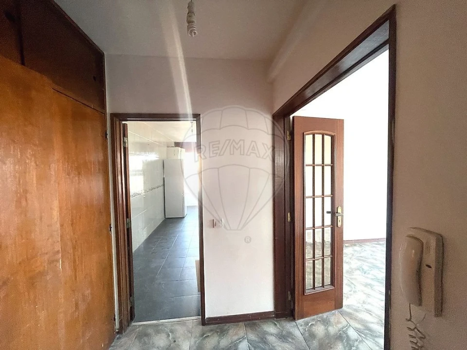 Apartamento T3 para Venda em Corroios Foto 4