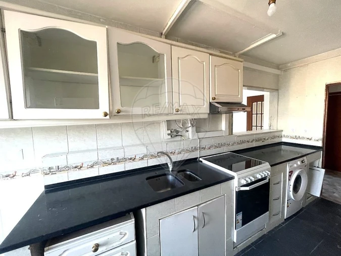 Apartamento T3 para Venda em Corroios Foto 12