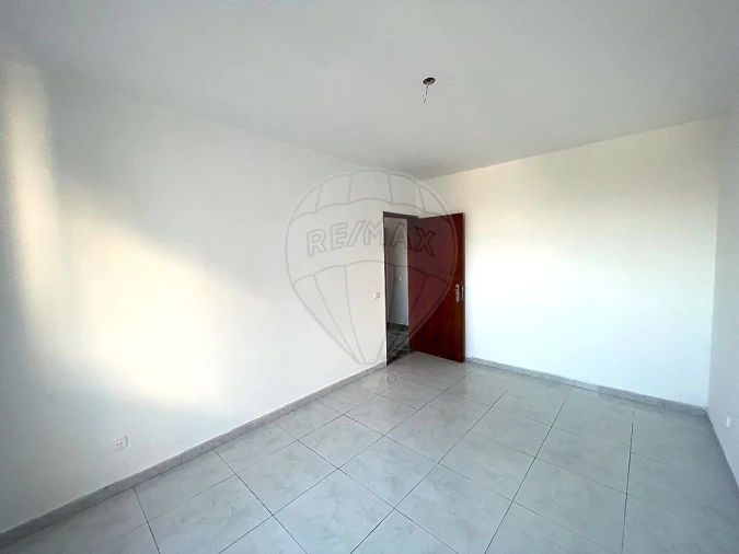 Apartamento T3 para Venda em Corroios Foto 22
