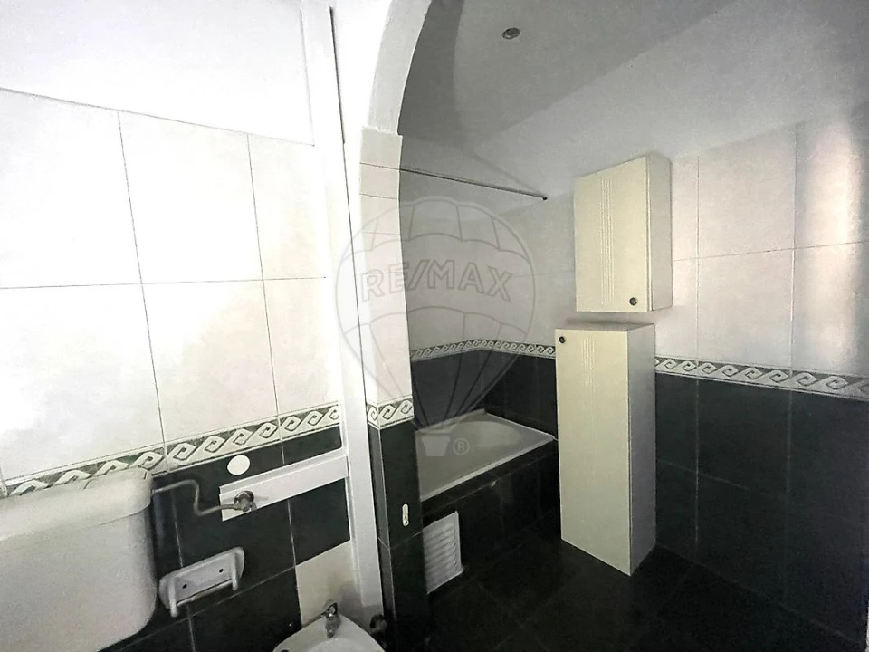 Apartamento T3 para Venda em Corroios Foto 28