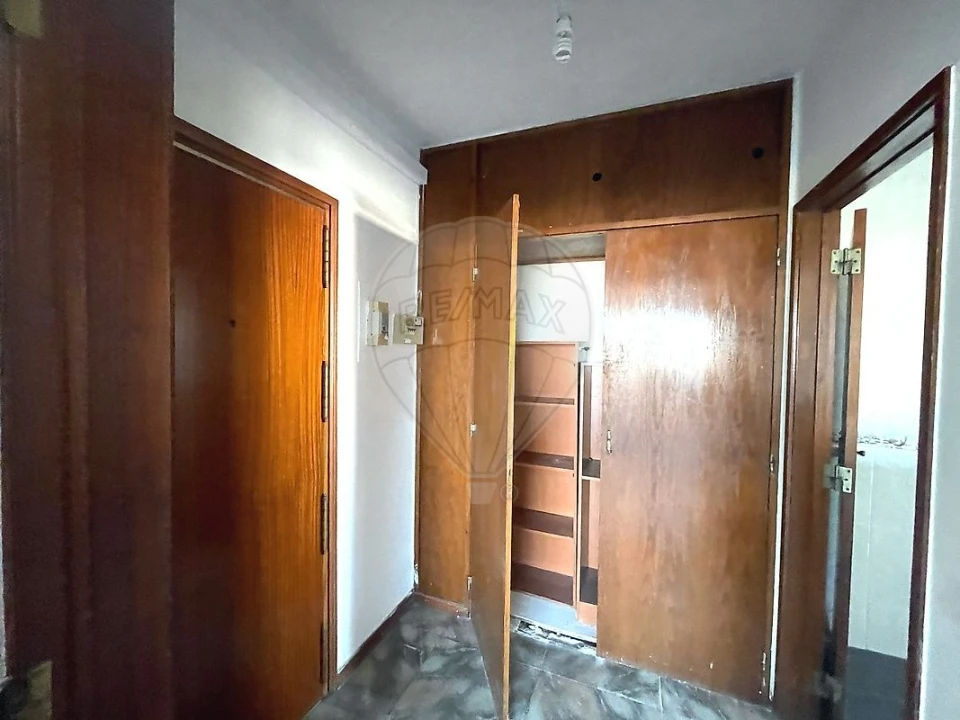 Apartamento T3 para Venda em Corroios Foto 11
