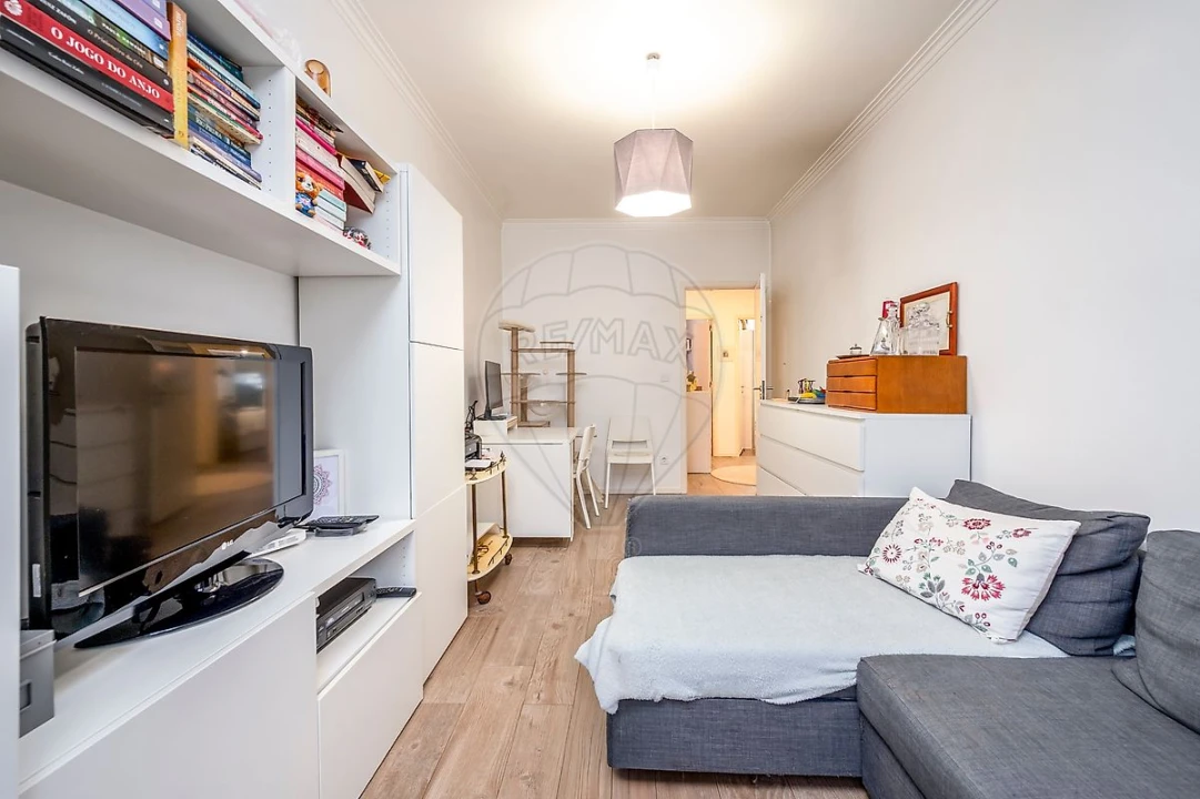 Apartamento T2 para Venda em Carnaxide e Queijas Foto 7