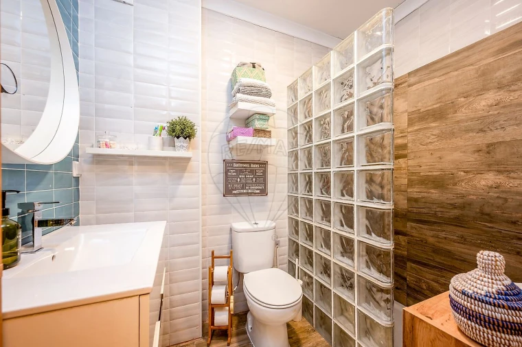 Apartamento T2 para Venda em Carnaxide e Queijas Foto 18