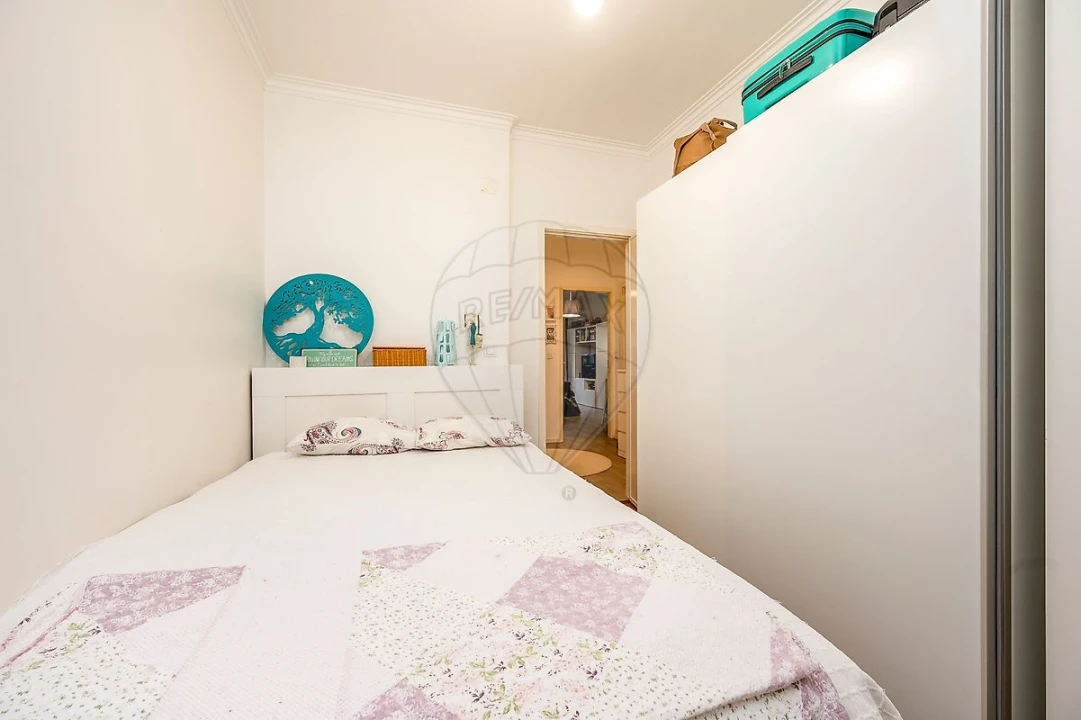 Apartamento T2 para Venda em Carnaxide e Queijas Foto 20