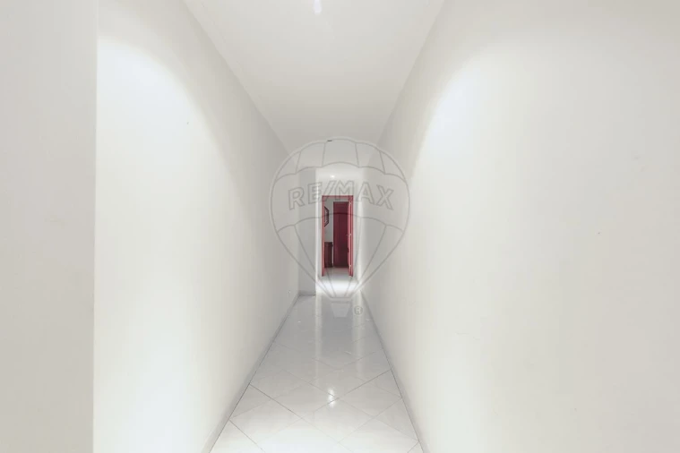 Apartamento T3 para Venda em Rio de Mouro Foto 16