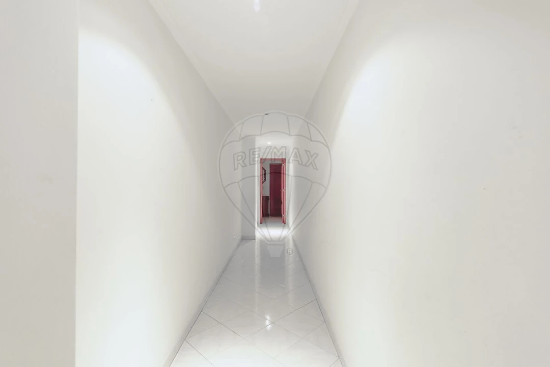 Apartamento T3 para Venda em Rio de Mouro Foto 16