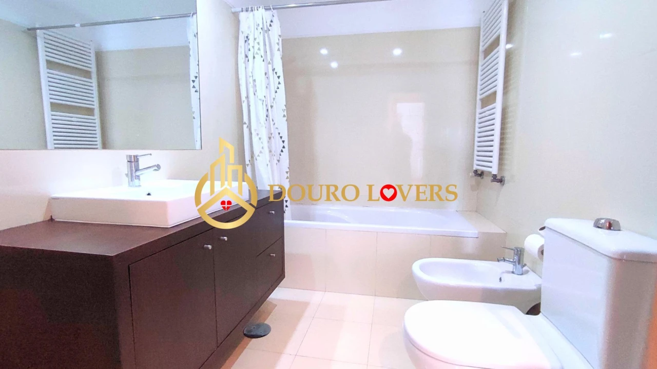 Apartamento T3 para Venda em Mafamude e Vilar do Paraíso Foto 17