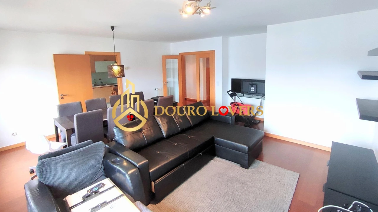 Apartamento T3 para Venda em Mafamude e Vilar do Paraíso Foto 4