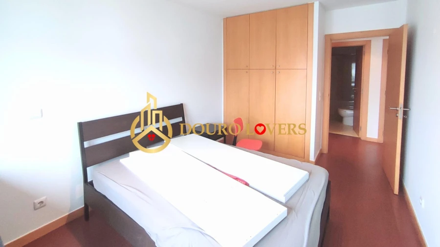 Apartamento T3 para Venda em Mafamude e Vilar do Paraíso Foto 26