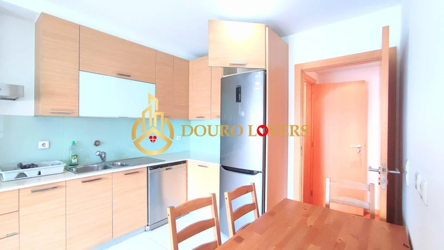 Apartamento T3 para Venda em Mafamude e Vilar do Paraíso Foto 11