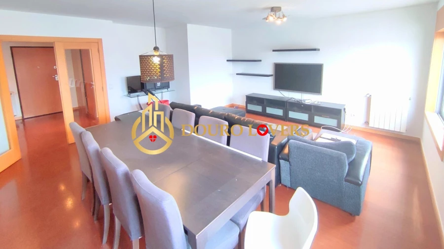 Apartamento T3 para Venda em Mafamude e Vilar do Paraíso Foto 5