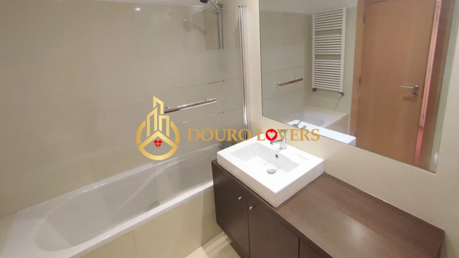 Apartamento T3 para Venda em Mafamude e Vilar do Paraíso Foto 18