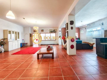 Moradia T3 para Venda em Paredes