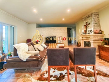 Moradia T3 para Venda em Paredes