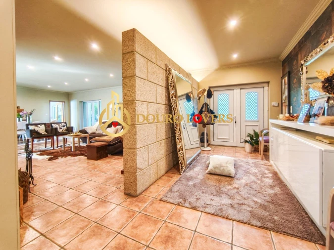 Moradia T3 para Venda em Paredes Foto 32