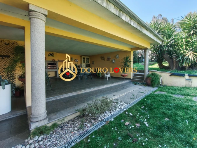 Moradia T3 para Venda em Paredes Foto 4