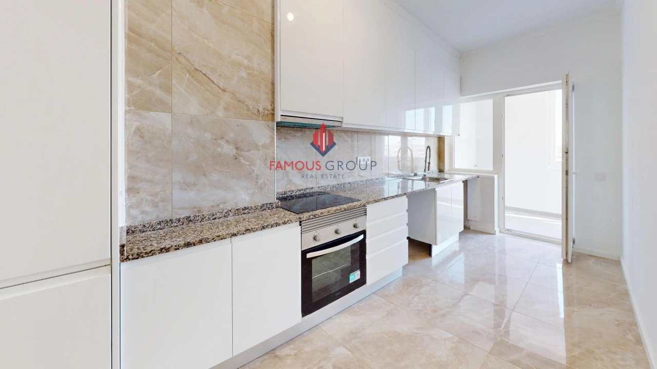 Apartamento T3 para Venda em Portimão Foto 1