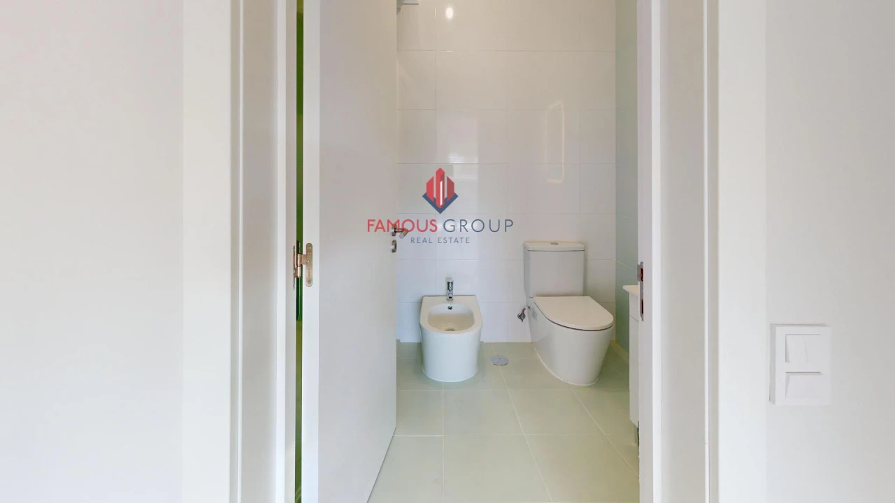 Apartamento T3 para Venda em Portimão Foto 30