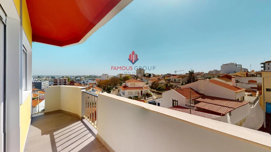 Apartamento T3 para Venda em Portimão Foto 16